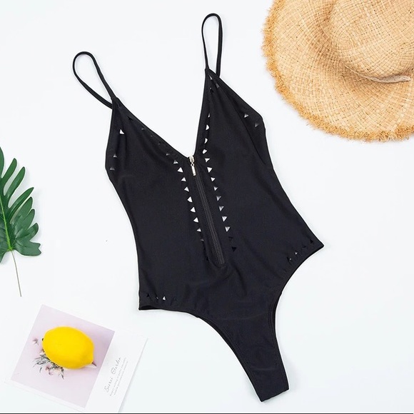 CLEARANCE Black Sexy Cut Out Zipper One Piece Swimsuit - Picture 5 of 8